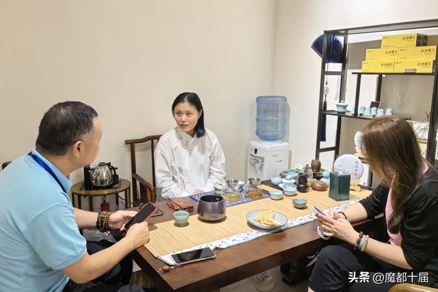 逛上海书展赏山西壁画，上海书城开设“拾光共聚场”