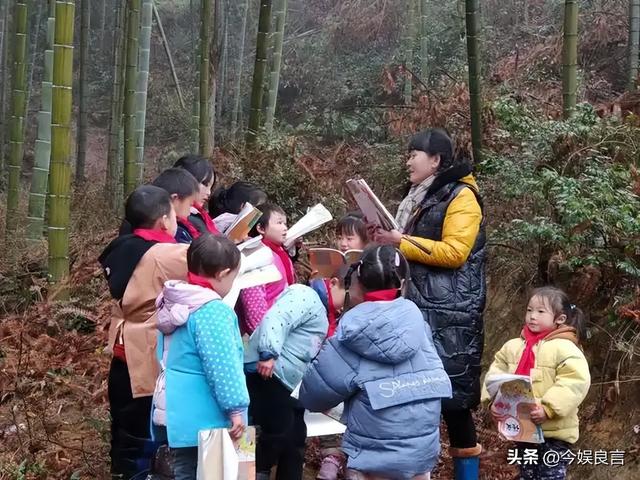 陕西女老师事件不断发酵	，知情人爆料：吸烟穿吊带，疑有多位男友