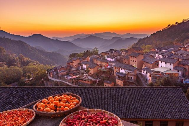 7个人少清净的古村镇，秋冬季节适合来，赏秋或躺平，日子很安逸