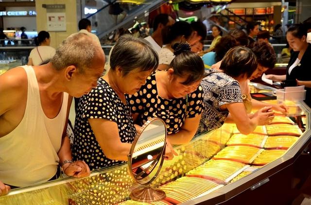 黄金价格高位波动，已有多人踩坑亏损，3个方法就能规避风险
