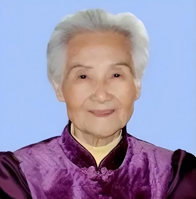 她曾任刘少奇的秘书，嫁给了刘少奇，离婚后终身未婚，活到101岁