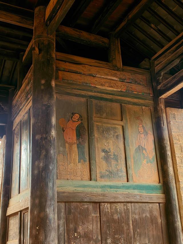 在昆明发现一个“小巍山古城”