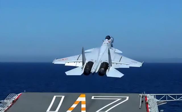 万亿顺差刚官宣，百艘战舰就出海，航母比狠话管用百倍