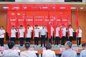 太原学院：以“沉浸式”教学激活思政“大课堂”图片