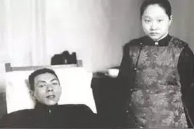 一对法国母女，共享一个来自中国的男人图片