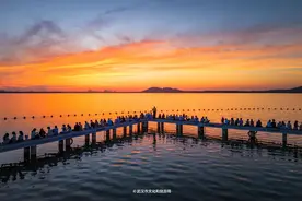 烧！武汉“海边”日出新机位，进入最佳观赏期！图片