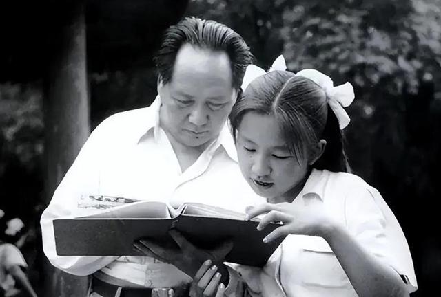 毛主席的警卫员，在57岁时娶了主席的小女儿，他们如今过得怎样？