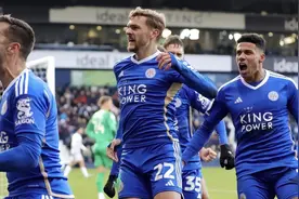 3-1！前英超冠军重返榜首，争冠乱了：前3差2分，升级狂赚1亿英镑图片