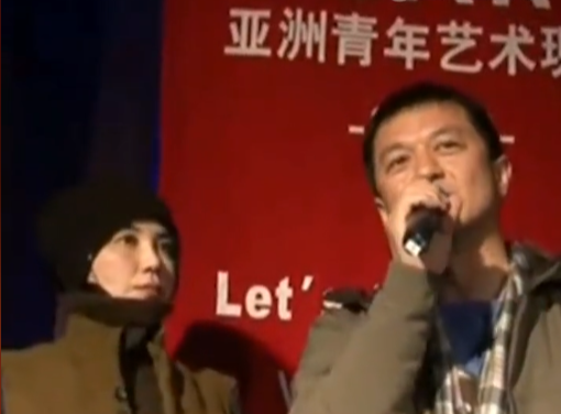 新婚3年又离！李亚鹏妻子官宣离婚，换房成伏笔，王菲早看清人品