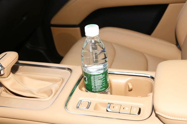 试驾五菱星光730，售价7万多的MPV，真让我一肚子话要说