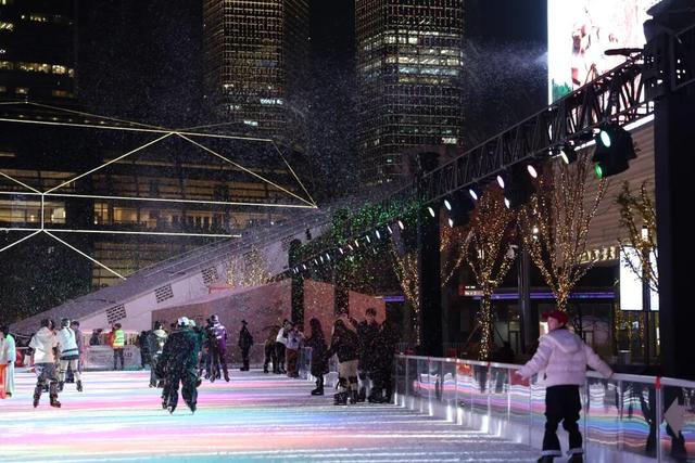 奇幻水岸·冬日浪漫！徐汇滨江嘉年华揽胜
