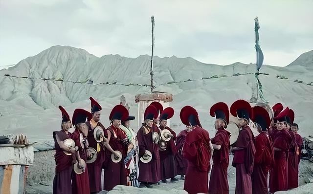 西藏旁有个神秘王国，独立存在600多年，去过的中国人不足2位数