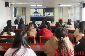 中石化信阳分公司开展“花样年华，绽放芳华”三八节系列关爱女职工活动图片