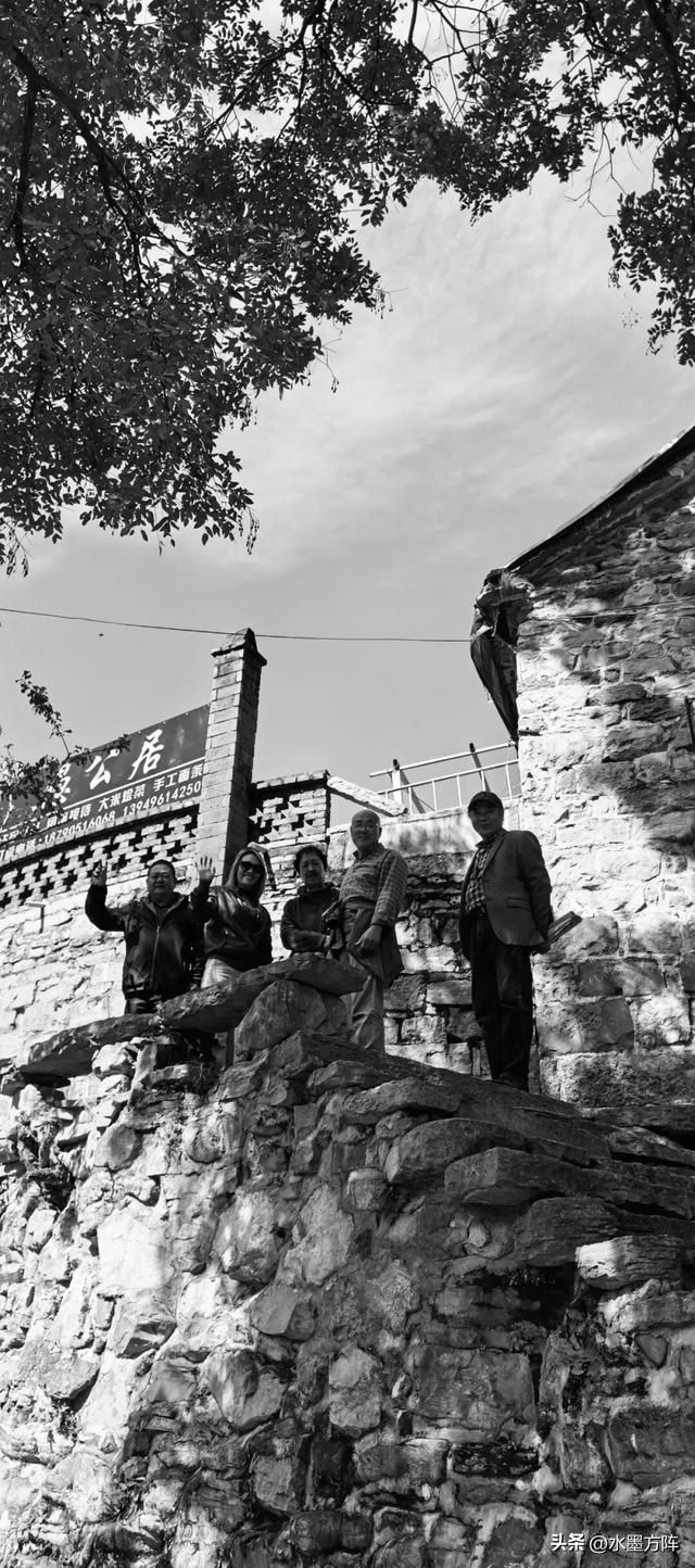 “自然观”名家采风与北京方阵艺术太行山写生基地挂牌