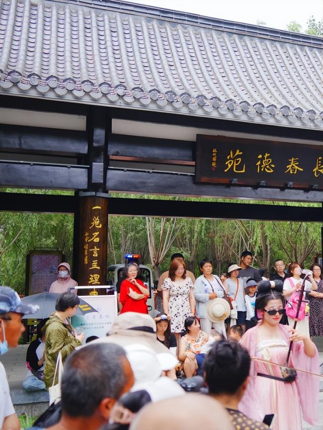 周末果断冲！新民市集“首秀”！街头音乐会·演艺·露天电影…全是爱看的