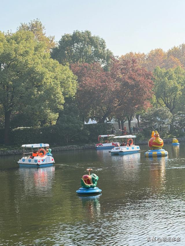 沿着鲁迅的足迹，赏上海秋日美景