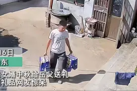 男子中秋给岳父送礼品，满满几十箱就像开超市，网友：女婿真实在图片