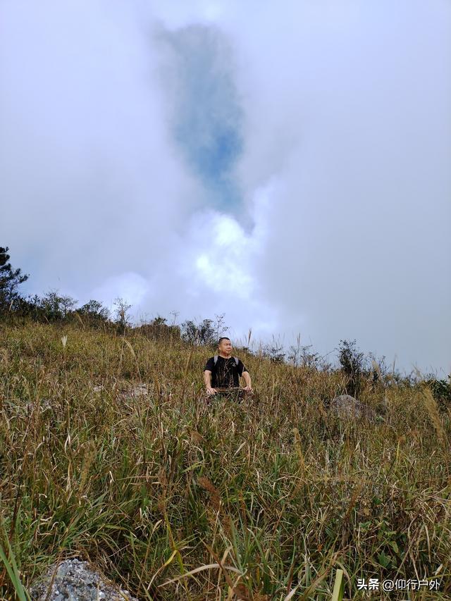 龙岩黄连盂徒步登山