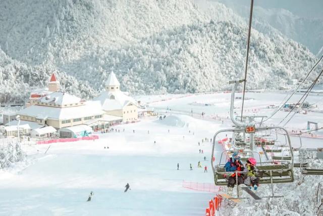 免票福利来袭，这个寒假西岭雪山放大招了！