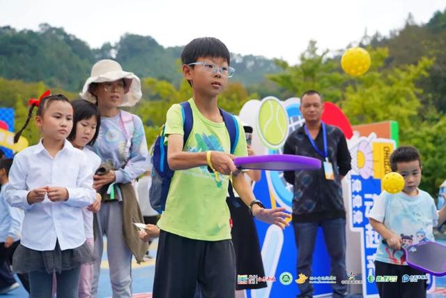 南雄举办银杏观赏季系列活动——第六届广东省森林文化周南雄分会场暨“韶华之约”青年交友联谊活动