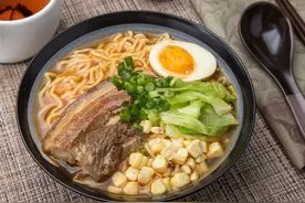 拉面在日本不过百年，如何力压米饭，成为国民美食的？图片