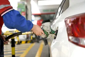 今晚调整，大概率上调！多机构预测国内油价或出现年内第四次上涨图片