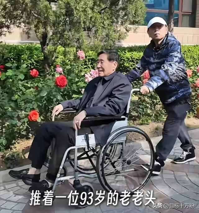 豪门阔太倒追68岁潘长江，不卖酒的潘叔，又在新赛道上领先太多