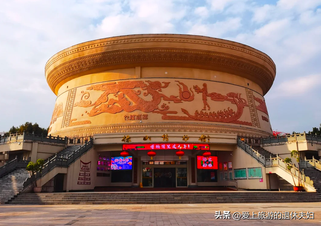 云南保山市：腾冲是它的代管县级市，市府所在的隆阳区也值得游玩