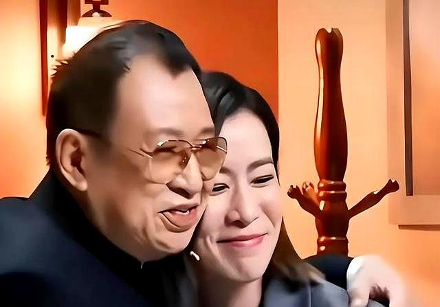 人在做天在看！许绍雄去世私生活被扒，撕开了娱乐圈的“体面”