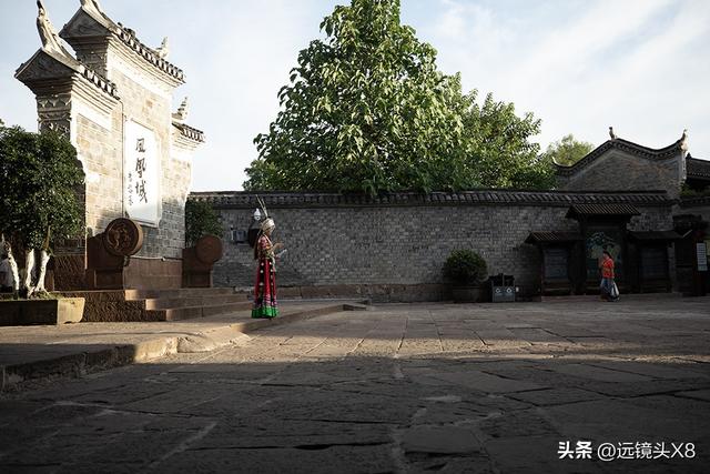湖南湘西古城苗寨景观