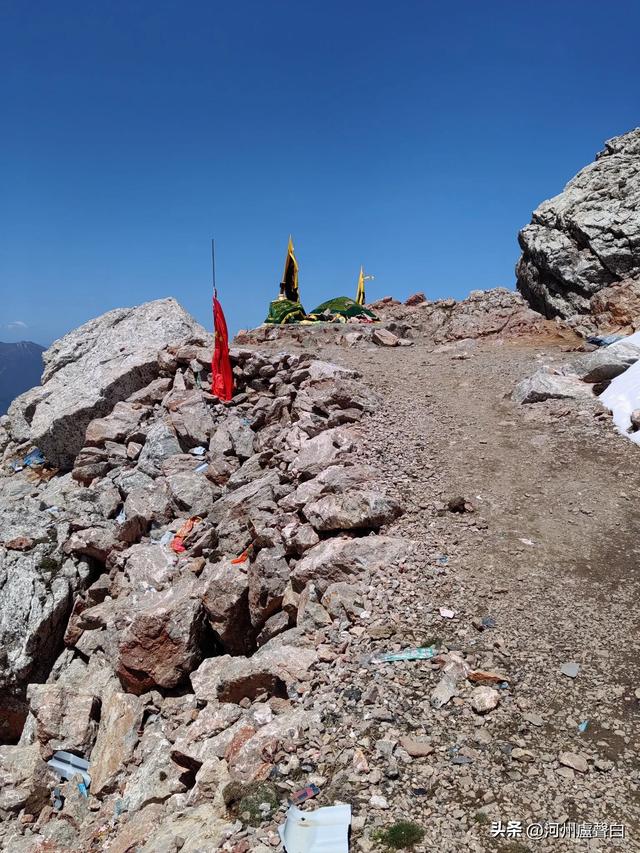成功登顶母太子山