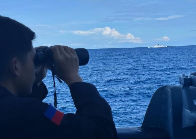 盼了三天三夜，菲律宾渔民第一个等来的，是中国人民解放军