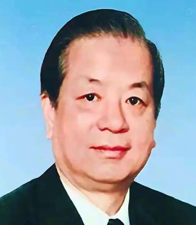 潜伏在我国高层的四大间谍，被安插在军政两界，导致我国损失惨重