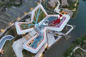 好特别！世园会郫都分会场旁的“蝴蝶”即将“振翅高飞”图片