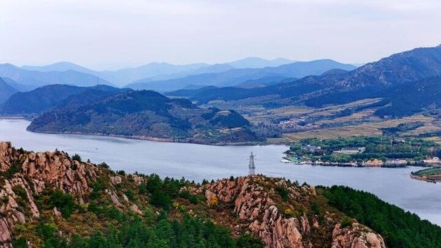 一起来看紫蒙湖秋日美景→
