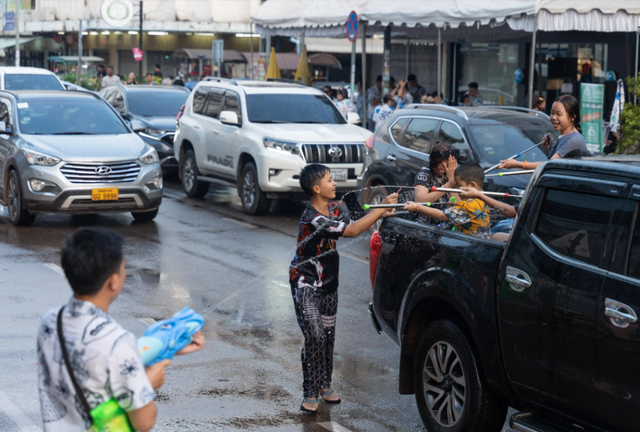 亚洲最穷国家：落后中国30年，女性却很开放，游客去了可以当富豪