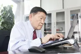 中芯国际创始人张汝京：中国半导体崛起，不怕慢，就怕站图片