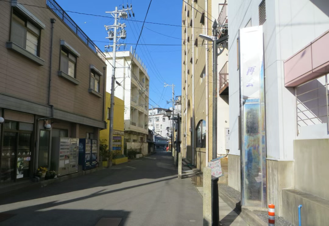 日本恶魔岛曝光：近半居民是性工作者，警察也下场牟利，如今怎样