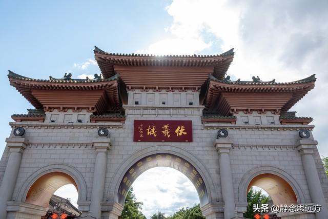 退休跟着儿子到了天水生活了一年了，说实话，我羡慕天水的生活