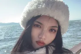 妈妈是越南人，我7岁时她抛下我回越南，去年找到她，见面很尴尬图片