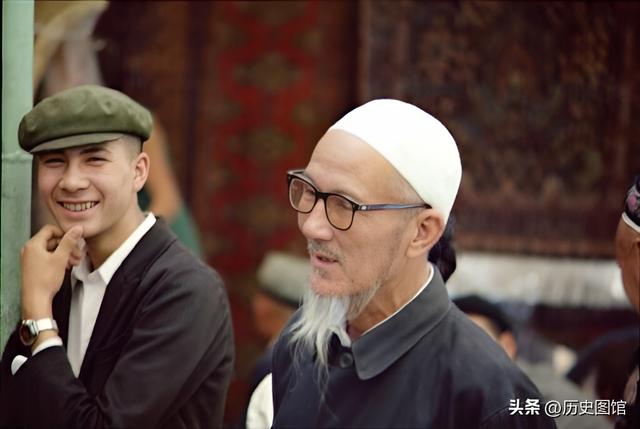 1986年，新疆吐鲁番，风光古朴又自然！