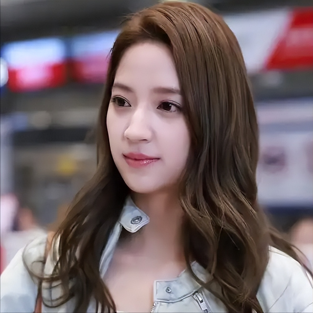 长得丑、没才华	，爹妈“强捧不红	”的4位星二代，注定走不远