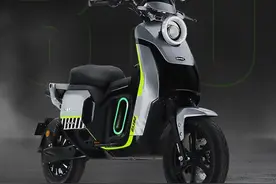 不要驾照，还能续航300km！这2款电动车，跑外卖、长途“闭眼入”图片
