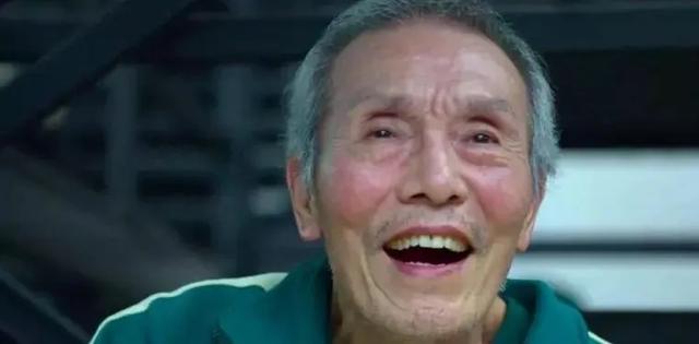 麦当劳回应招募退休人员