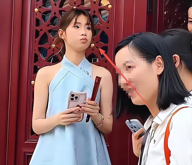 演都不演了！徐帆回应离婚传闻后	，冯小刚1个举动撕下她“体面”