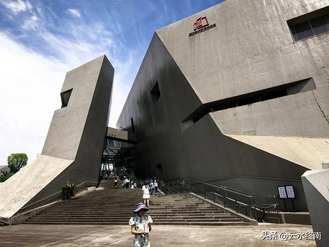 这是重庆严重被低估的城市:除了烤鱼,还有千年历史和移民纪念