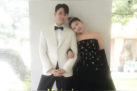 刘国梁师妹晒出请柬，又一位乒乓球名将要大婚了，事业爱情双丰收图片