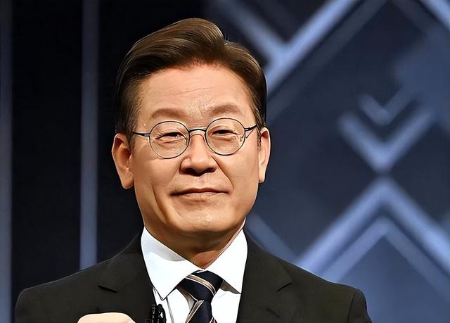 李在明刚到日本	，韩国就传出涉台恶语，惊动我驻韩使馆，强调8字