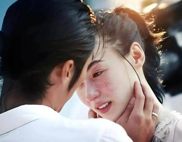 谢霆锋没想到，已备好寿衣和遗照的张柏芝，揭开了王菲仅剩的体面