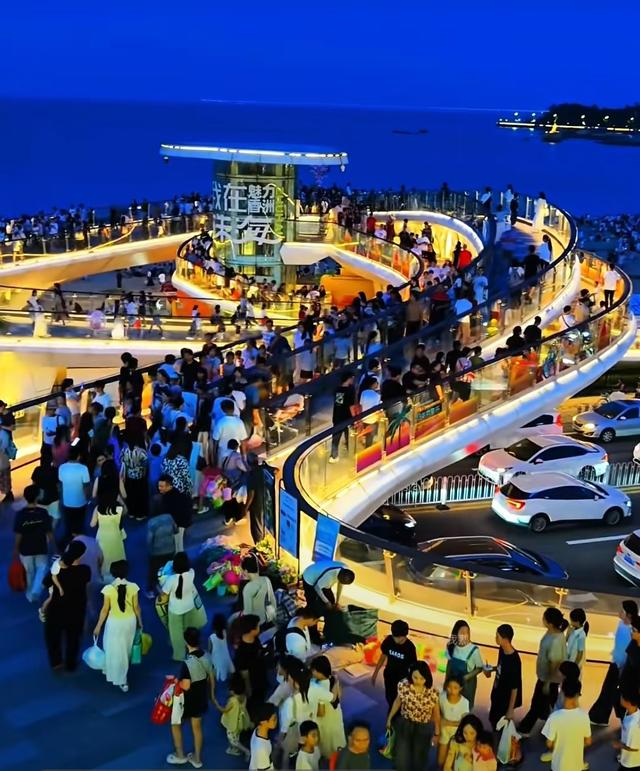双节广东文旅：产品多样、活动纷呈、消费活跃
